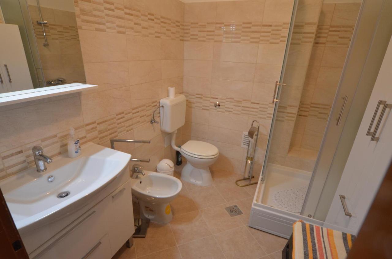 Condominium Apartment Rovinj Eksteriør billede